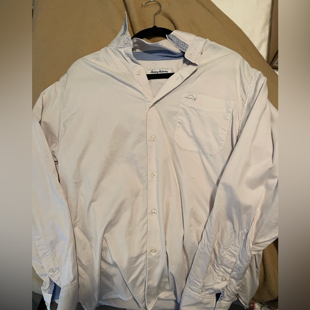 Tommy Bahama Button Down